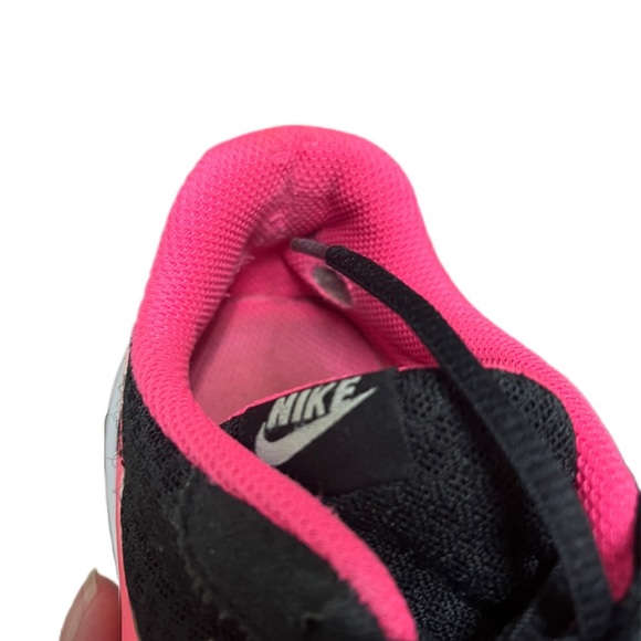 🌟 Nike tennis shoes sz 4.5 🌟 - Picture 8 of 10